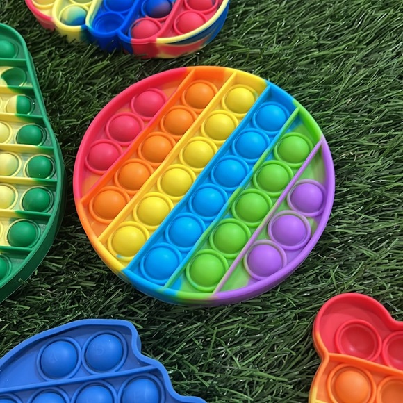 Fidget - Sensory Push Pop Toys - set of 11 - Medium size - Picture 9 of 13